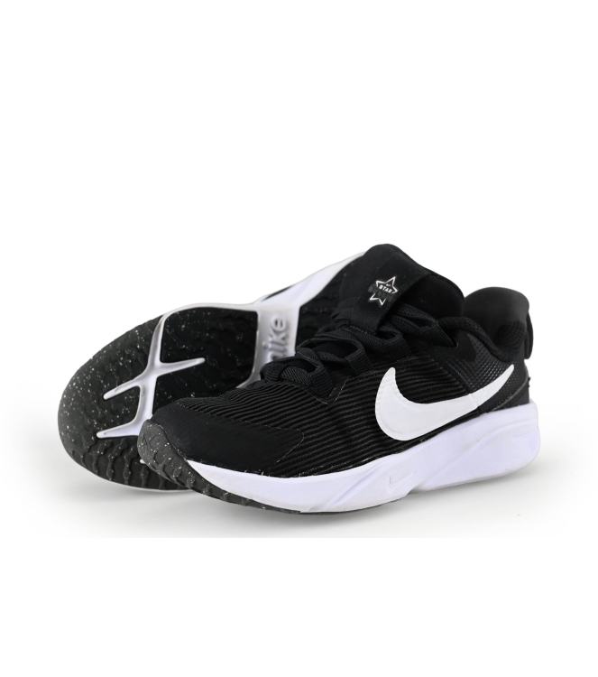 Nike Sneaker