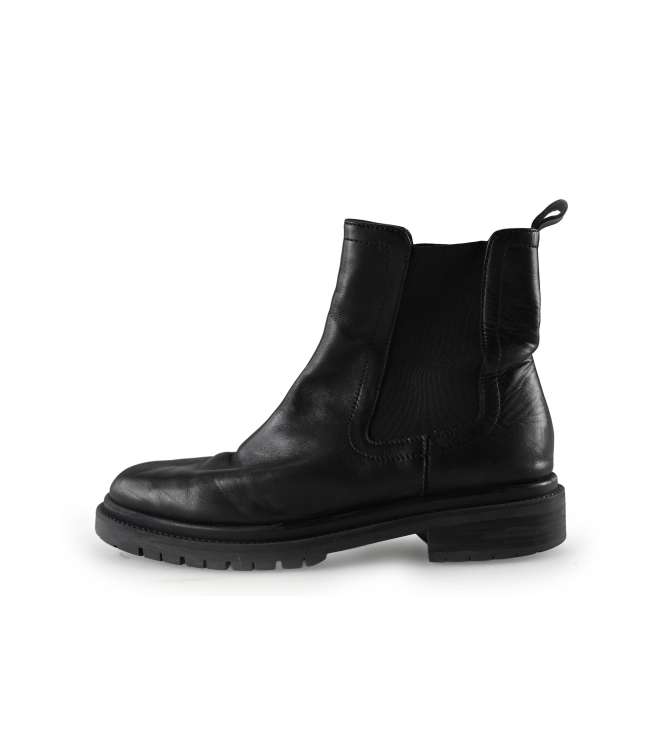 Nelson Chelsea boots