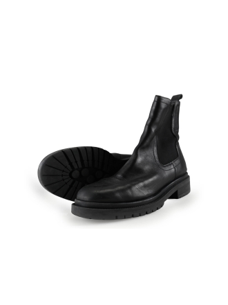 Nelson Chelsea boots