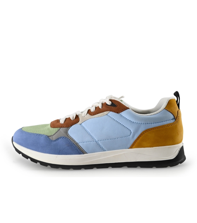 Vertice Sneaker