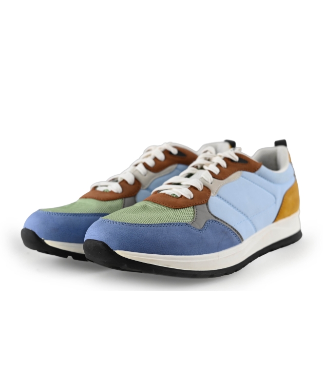 Vertice Sneaker