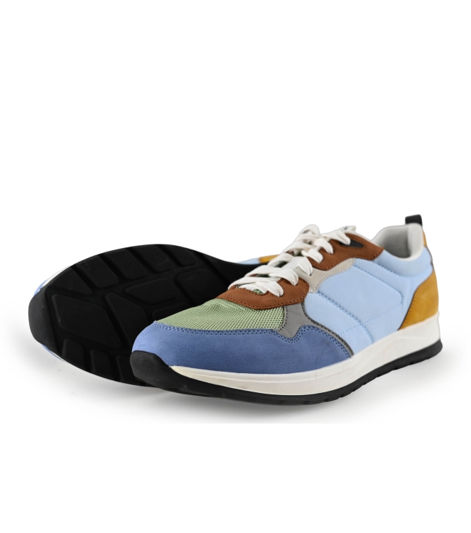 Vertice Sneaker