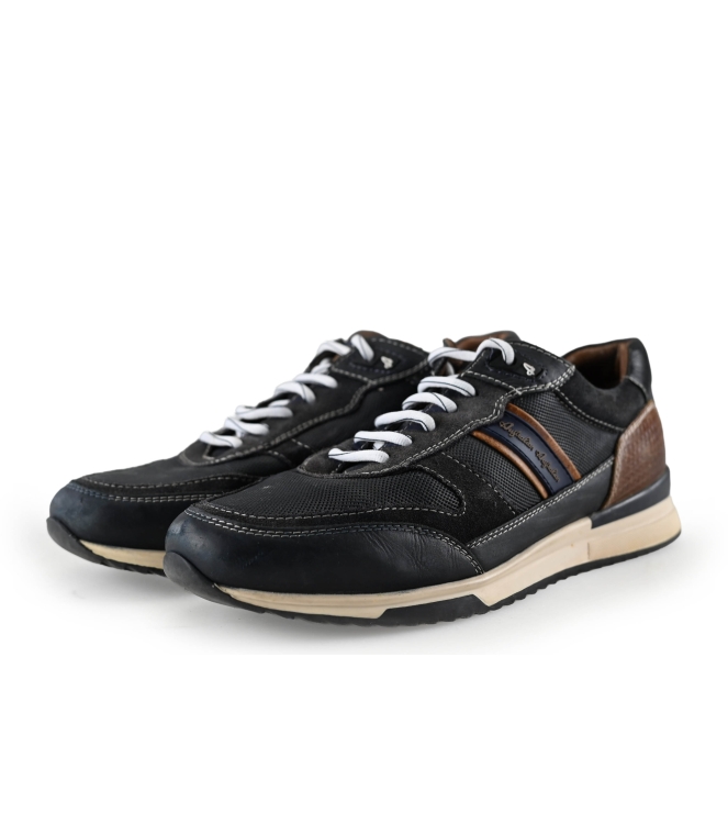 Australian Sneaker