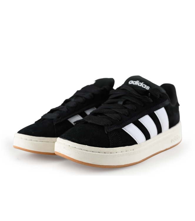 Adidas Sneaker