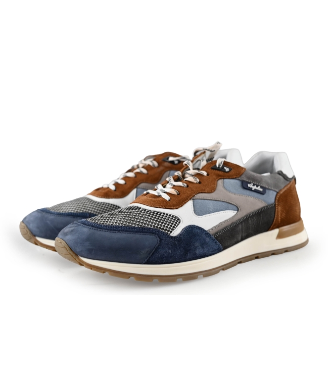 Australian Sneaker