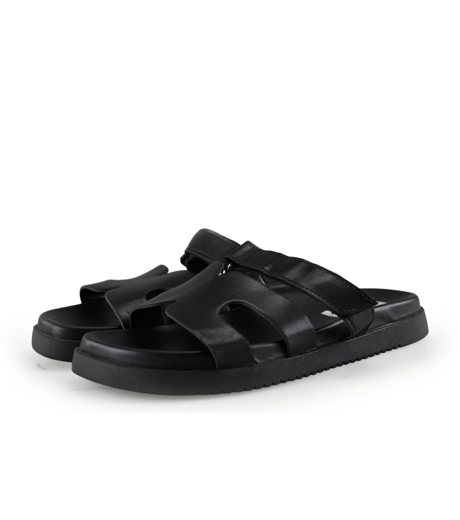 Steve Madden Flip-Flops