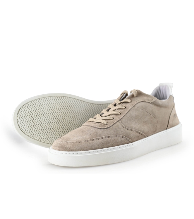 Rehab Sneaker