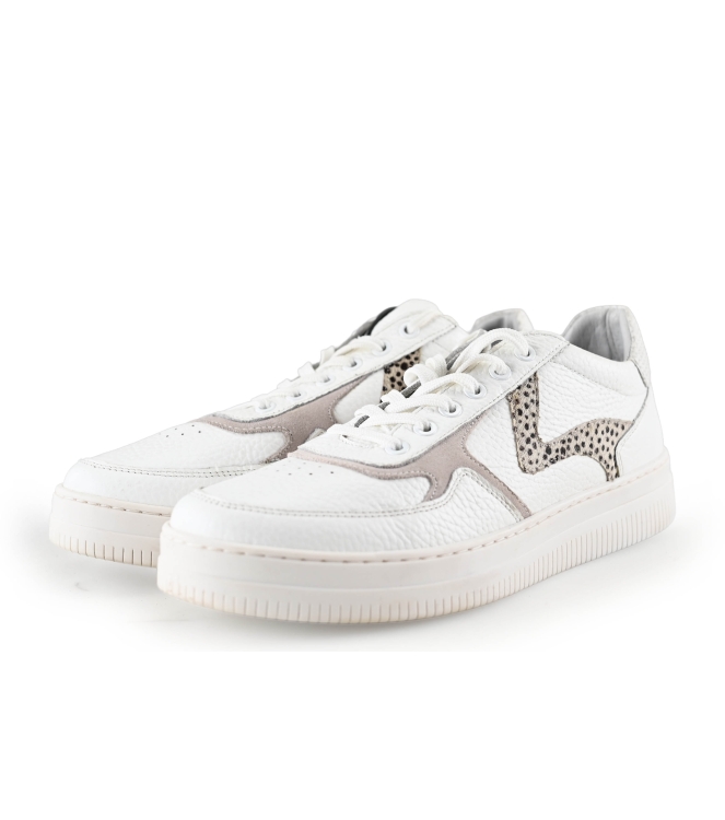 Maruti Sneaker