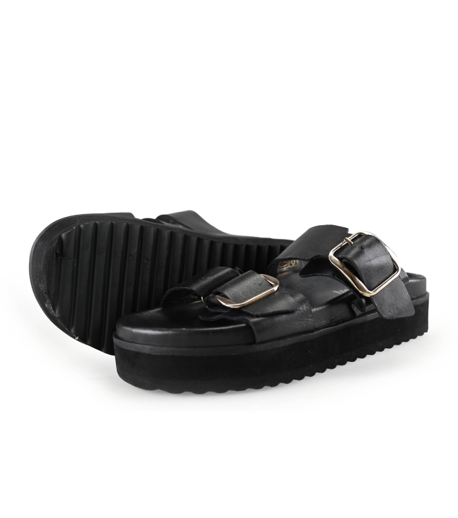 Nelson Flip-Flops