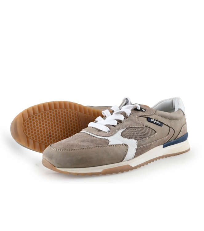Australian Sneaker