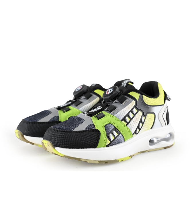 Red-Rag Sneaker
