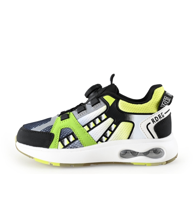 Red-Rag Sneaker