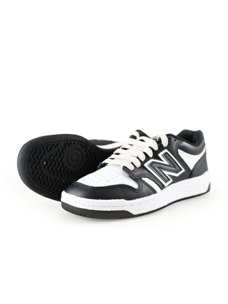 New Balance Sneaker