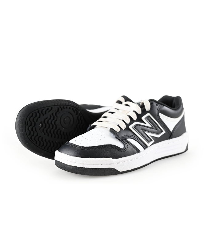 New Balance Sneaker