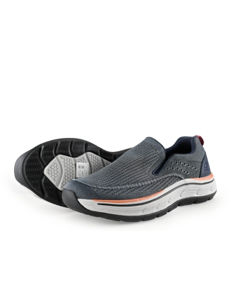 Skechers Slip-ons