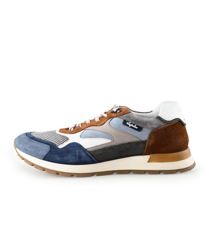 Australian Sneaker