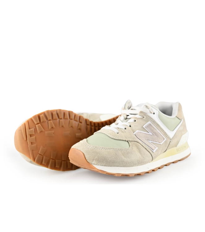 New Balance Sneaker