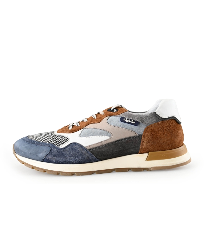 Australian Sneaker