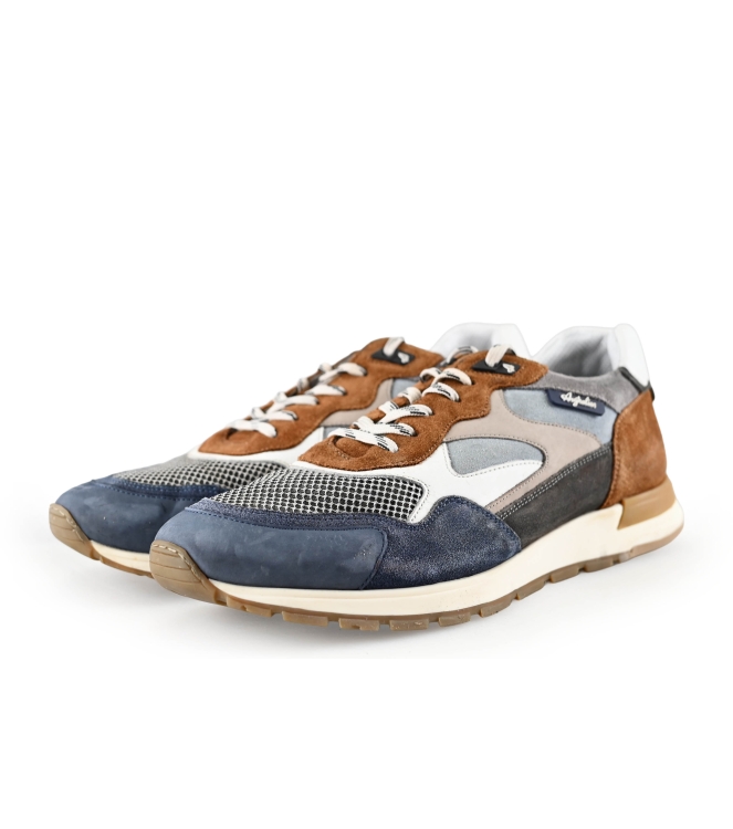 Australian Sneaker