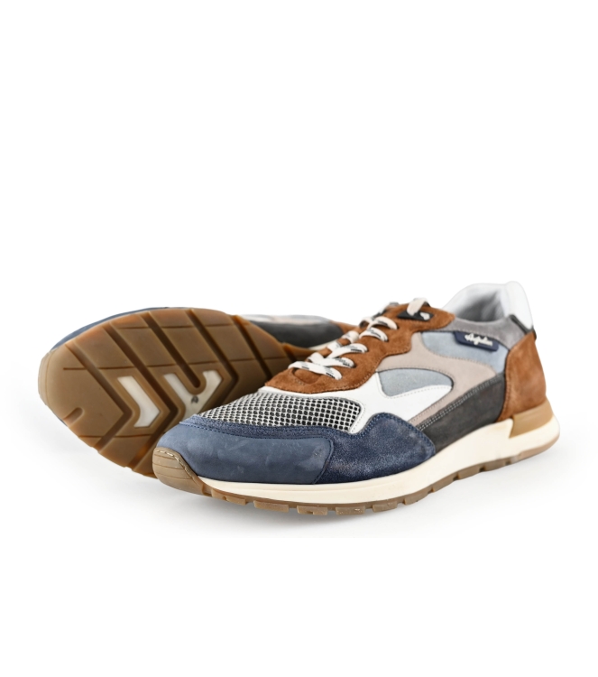 Australian Sneaker