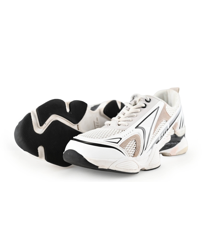 Steve Madden Sneaker