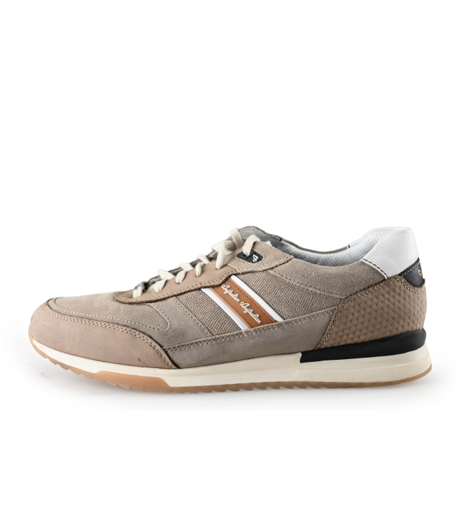 Australian Sneaker