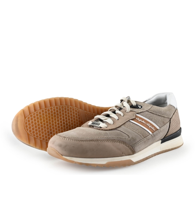 Australian Sneaker