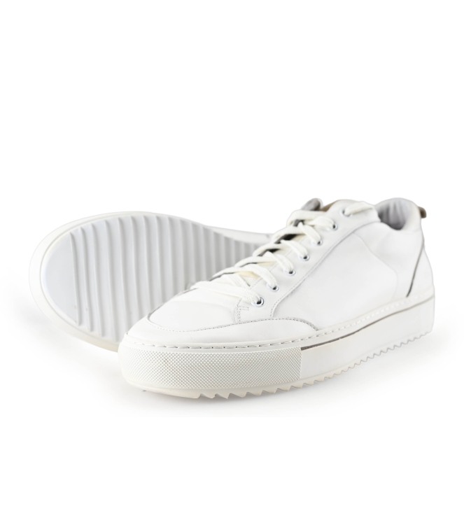 Rehab Sneaker