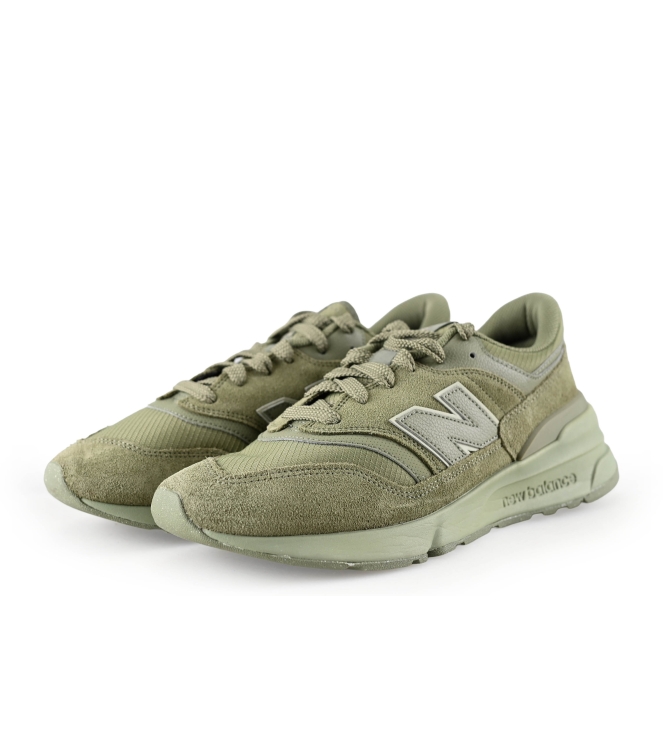 New Balance Sneaker