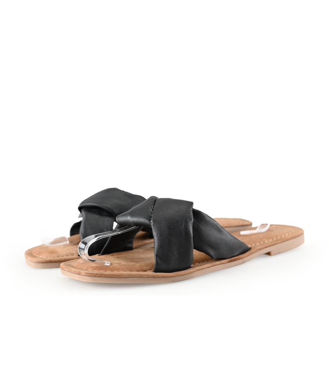 Lazamani Flip-Flops