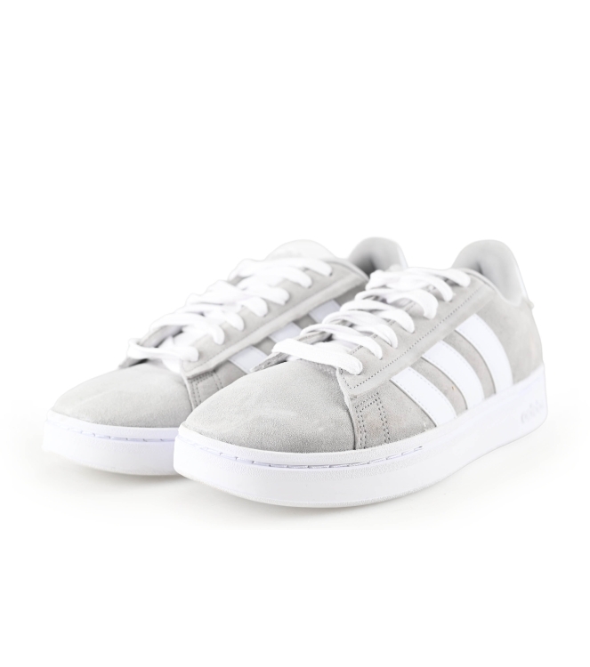 Adidas Sneaker