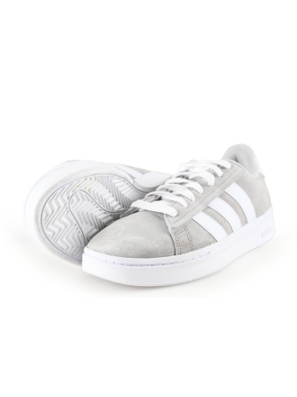 Adidas Sneaker