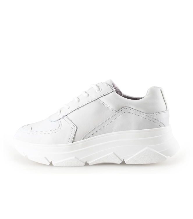 Bridge Footwear Sneaker