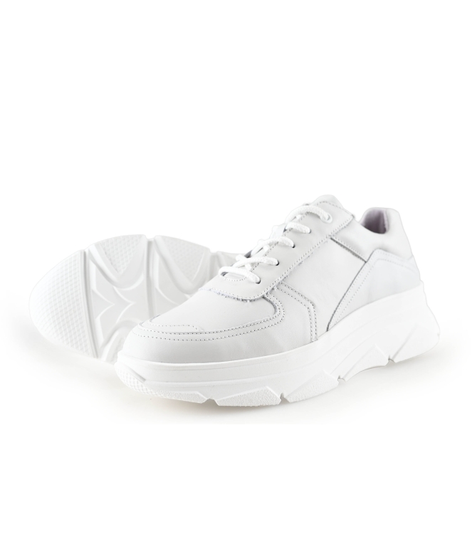 Bridge Footwear Sneaker