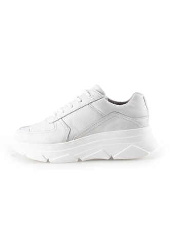 Bridge Footwear Sneaker
