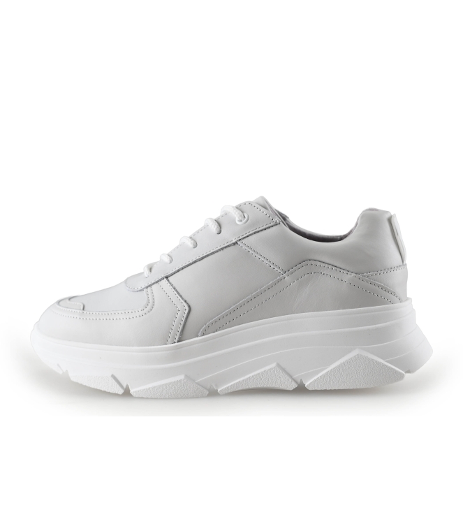 Bridge Footwear Sneaker