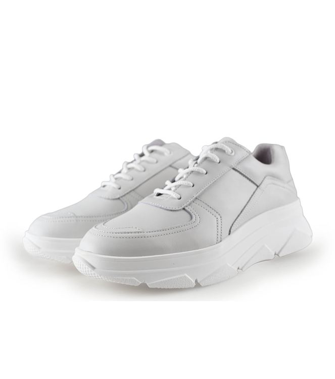 Bridge Footwear Sneaker