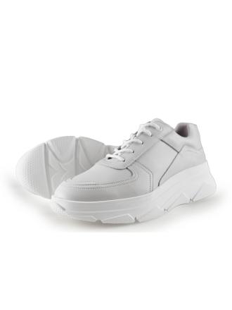 Bridge Footwear Sneaker