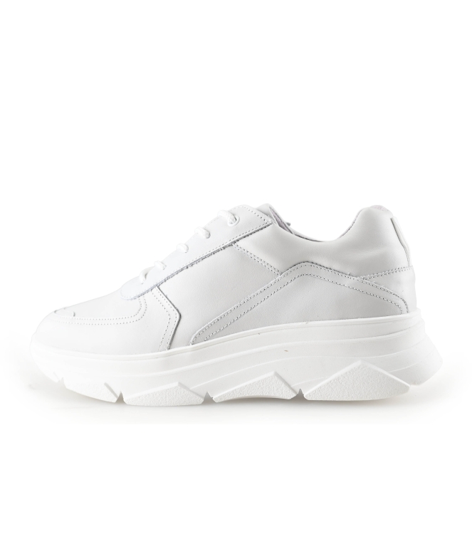 Bridge Footwear Sneaker
