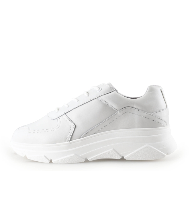 Bridge Footwear Sneaker