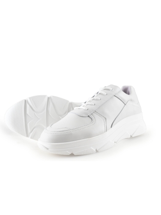 Bridge Footwear Sneaker