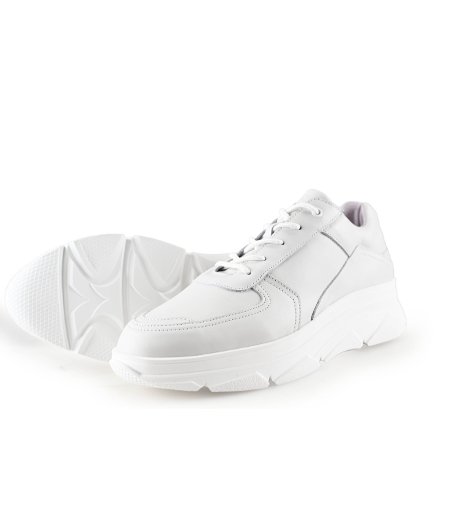 Bridge Footwear Sneaker