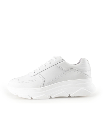 Bridge Footwear Sneaker
