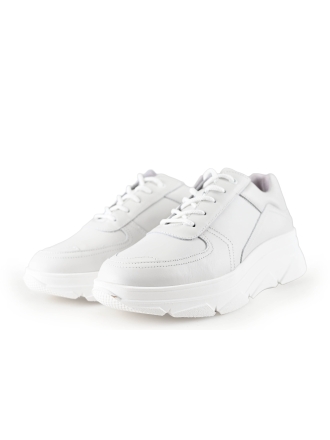 Bridge Footwear Sneaker