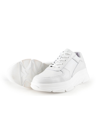 Bridge Footwear Sneaker