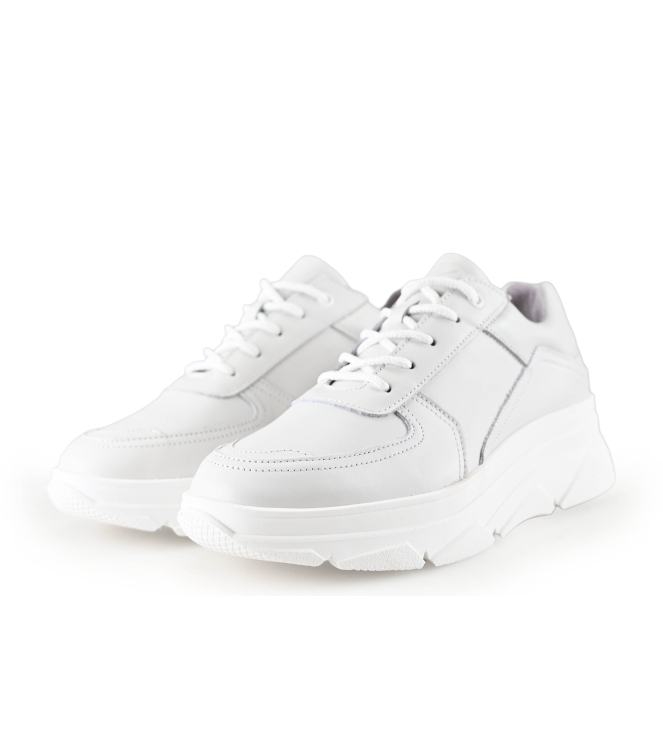 Bridge Footwear Sneaker
