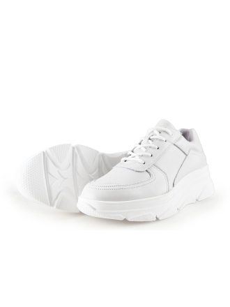 Bridge Footwear Sneaker