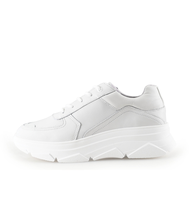 Bridge Footwear Sneaker