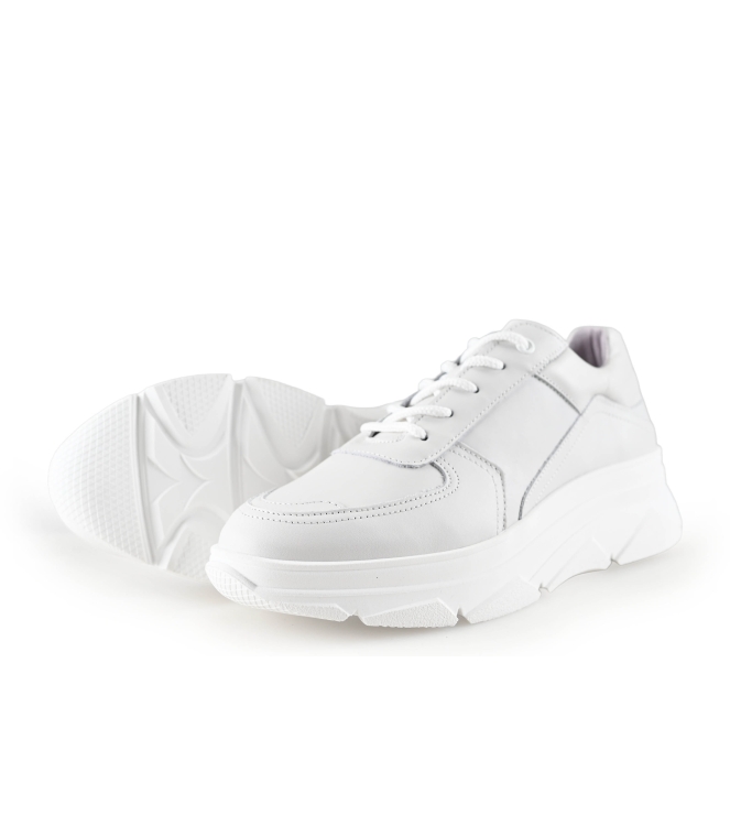 Bridge Footwear Sneaker