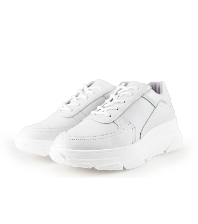 Bridge Footwear Sneaker